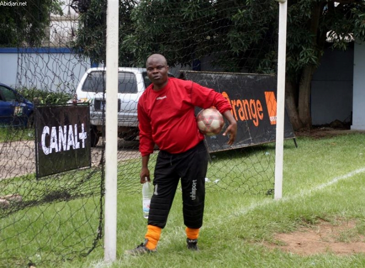 Tournoi de l`Unjci, 4ème édition : Vers le choc “Le Nouveau Réveil” - Rti